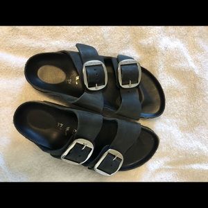Birkenstock black big buckle
